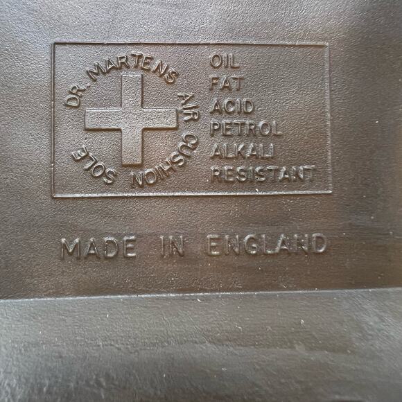 VTG Very Rare Dr Martens Na Na Boots Women's Size 7 Burgundy Suede 8 Eyelet - Picture 12 of 14